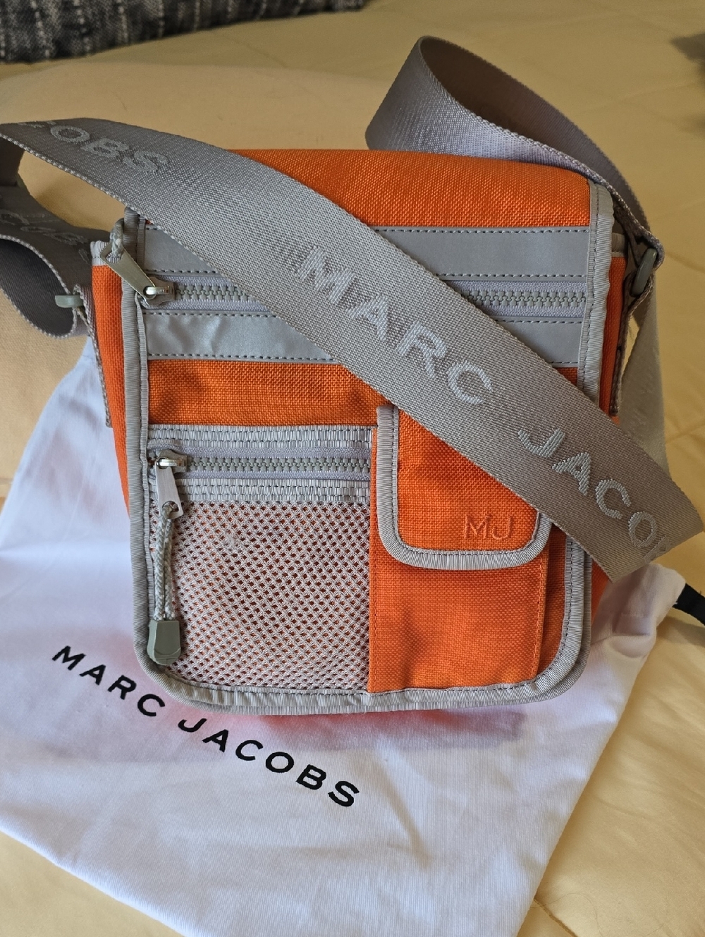 MARC JACOBS Crossbody ORANGE & GRAY